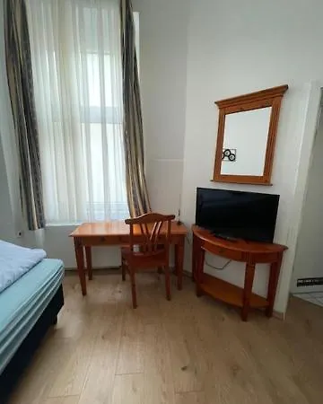 Hotel Am Roonplatz