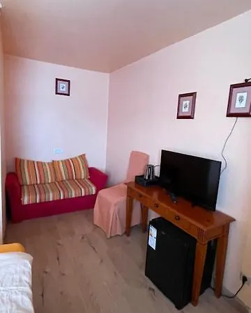 Am Roonplatz Hotel 2*